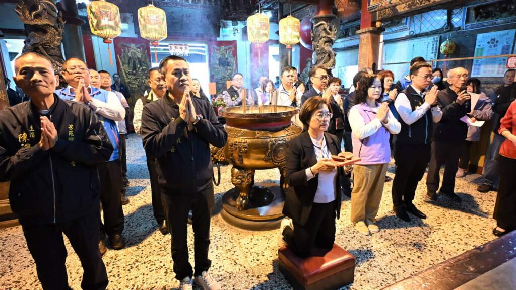 影／2026王功漁火節擲筊祈福　擇定8月8、9日熱鬧登場