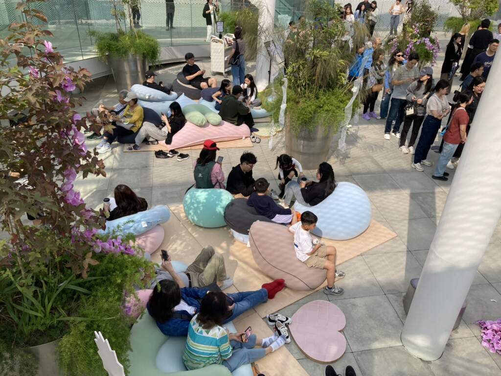 綠美圖打造閱讀新體驗　音樂咖啡融合文化風景