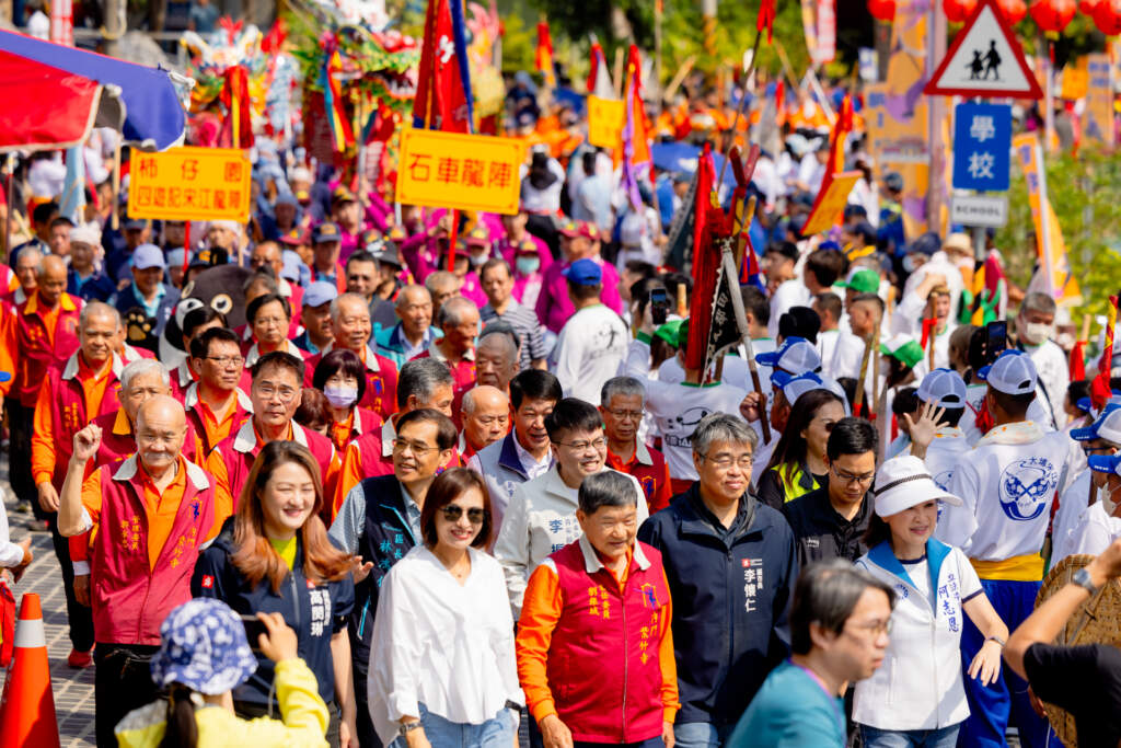 ▲全臺好漢聚內門,三聲鑼響徹雲霄!2026高雄內門宋江陣熱鬧開幕。