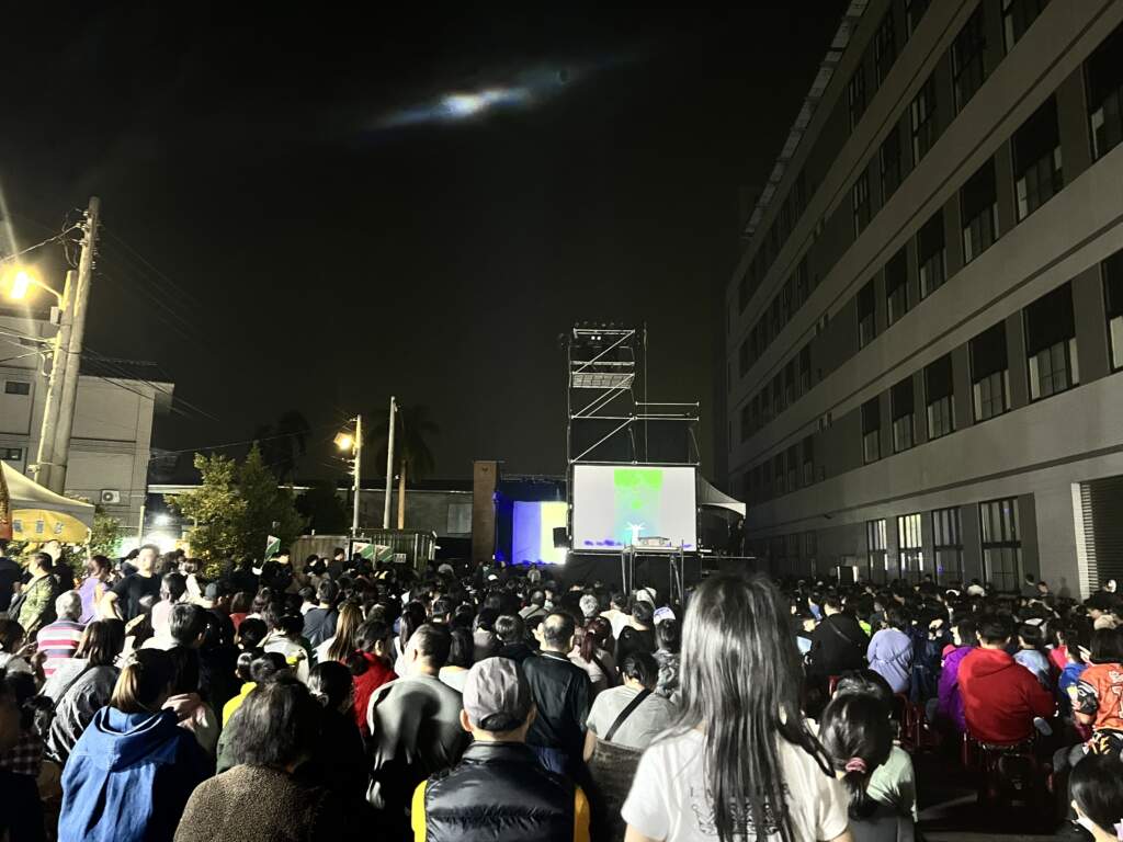 紙風車368永續啟航　台中大里在地企業打造戶外劇場