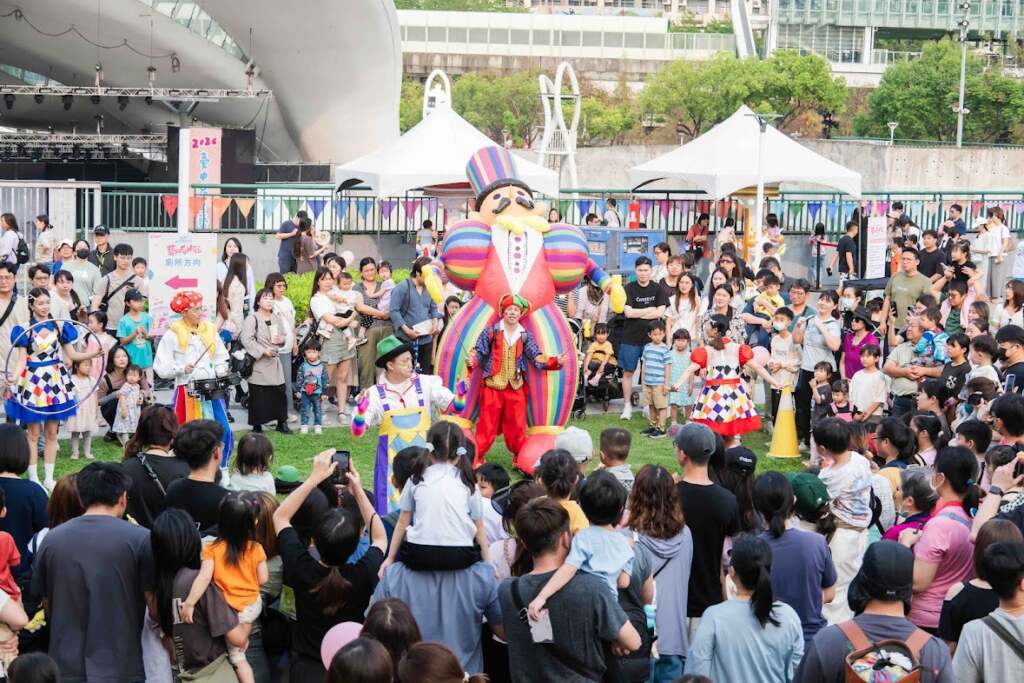 台中兒童藝術節登場　文心森林公園湧親子人潮