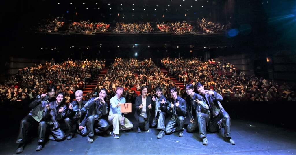 韓國塗鴉秀驚艷全場　王惠美縣長邀千名觀眾藝起桐遊彰化