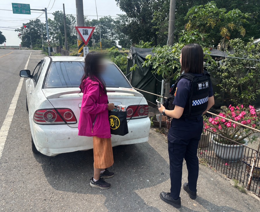 女子隨香忘車迷途驚魂　崙背警地毯搜尋暖心解圍