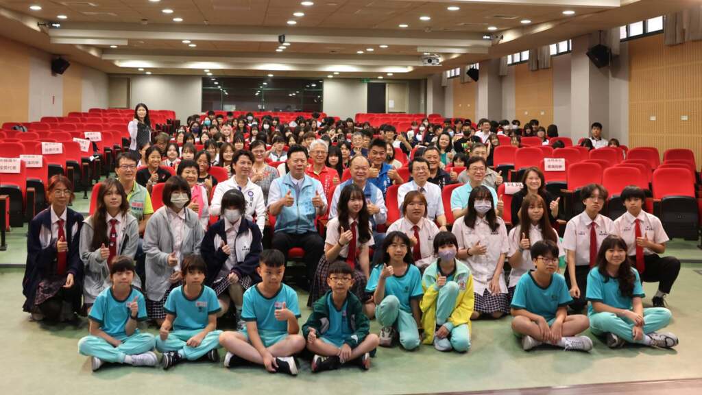 影／員林市美術設計聯展開幕　五校攜手展創意能量