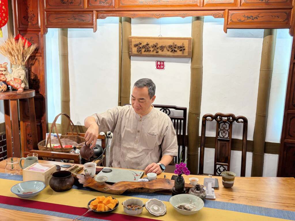 ▲山林三百年媽祖信仰結合老宅新生，鹿谷小半天「鹿谷九份」打造靜謐茶香新亮點。（圖／記者蘇彩娥攝）