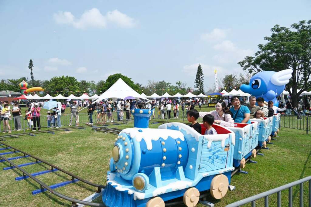 勞工親子歡樂派對暨野放祭嘉年華　千人嗨翻臺東森林公園